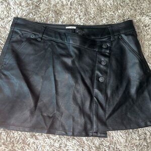 NWT Free People Black Vegan Faux Leather Button Mini Skirt Size 29 6 8 M New
